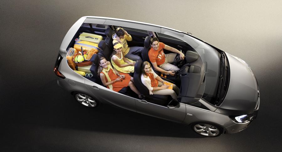  Opel Zafira Tourer 2011 года  (фото 24 из 67)